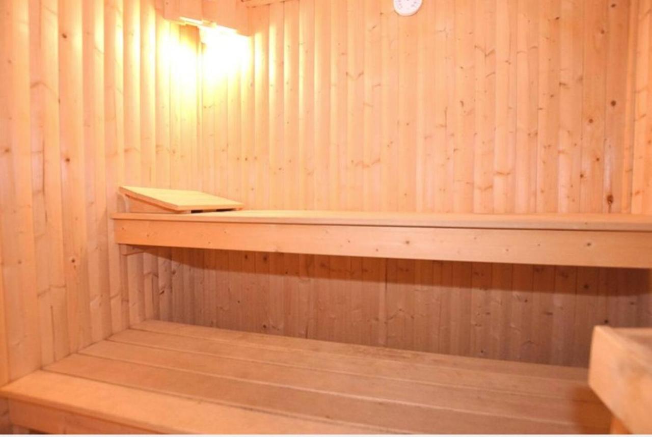 Chamonix Large Chalet, Sleeps 12, 200M2, 5 Bedroom, 4 Bathroom, Garden, Jacuzzi, Sauna Εξωτερικό φωτογραφία