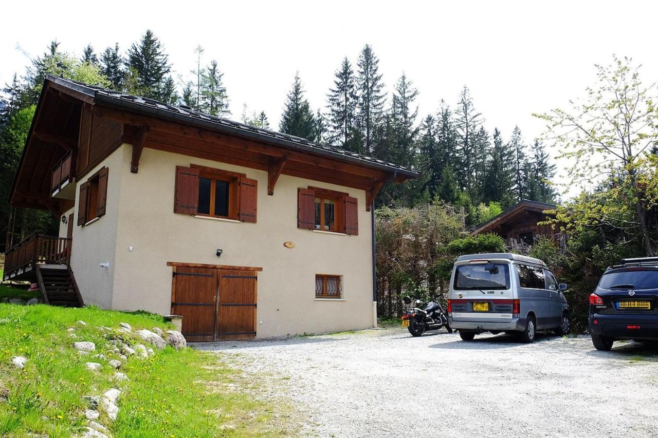 Chamonix Large Chalet, Sleeps 12, 200M2, 5 Bedroom, 4 Bathroom, Garden, Jacuzzi, Sauna Εξωτερικό φωτογραφία