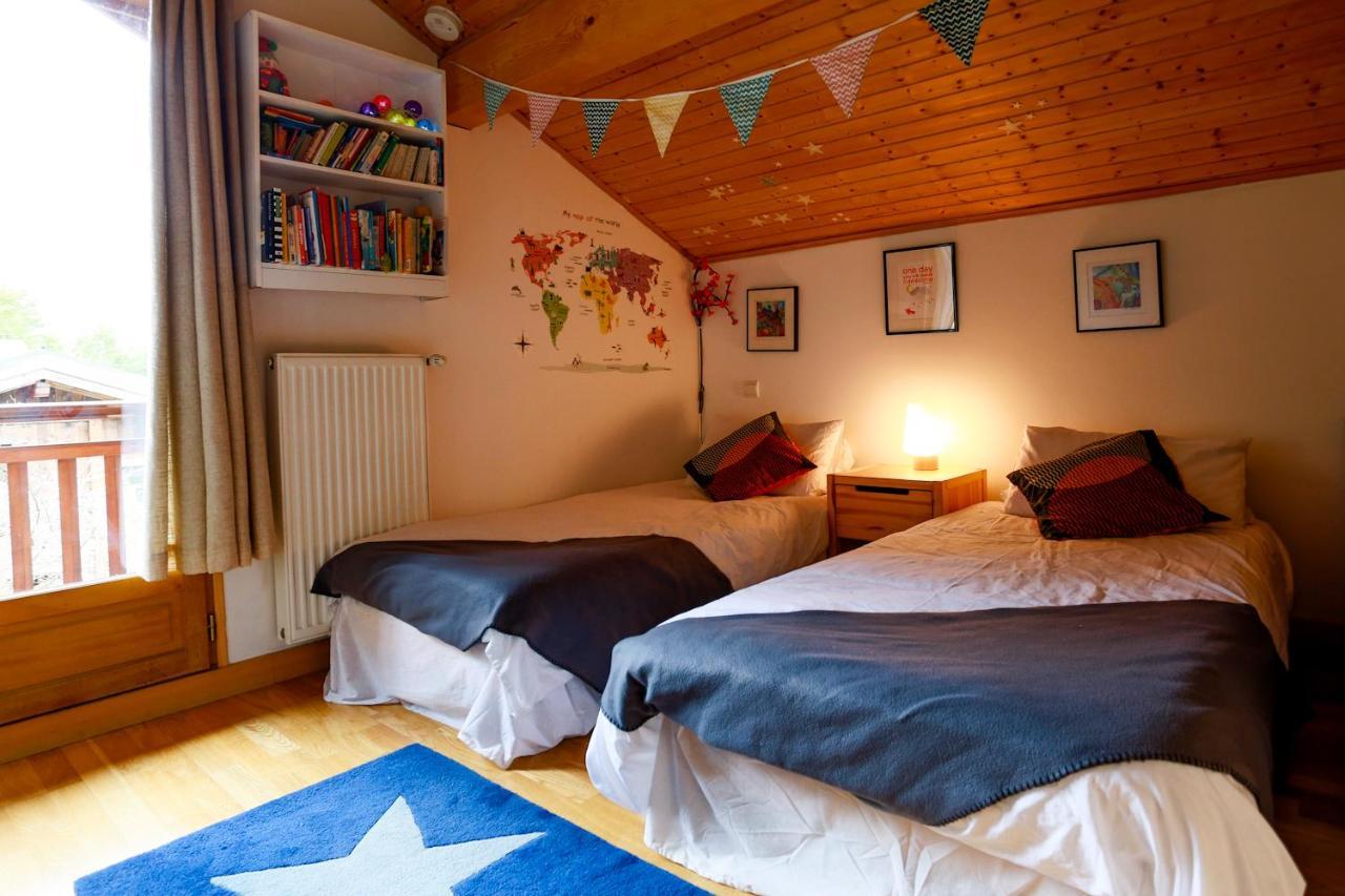 Chamonix Large Chalet, Sleeps 12, 200M2, 5 Bedroom, 4 Bathroom, Garden, Jacuzzi, Sauna Εξωτερικό φωτογραφία
