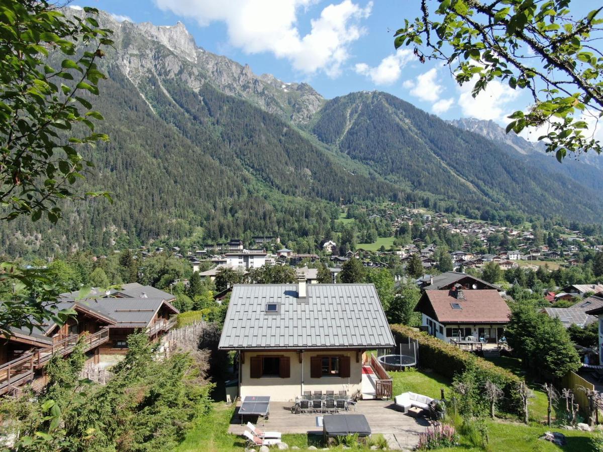 Chamonix Large Chalet, Sleeps 12, 200M2, 5 Bedroom, 4 Bathroom, Garden, Jacuzzi, Sauna Εξωτερικό φωτογραφία