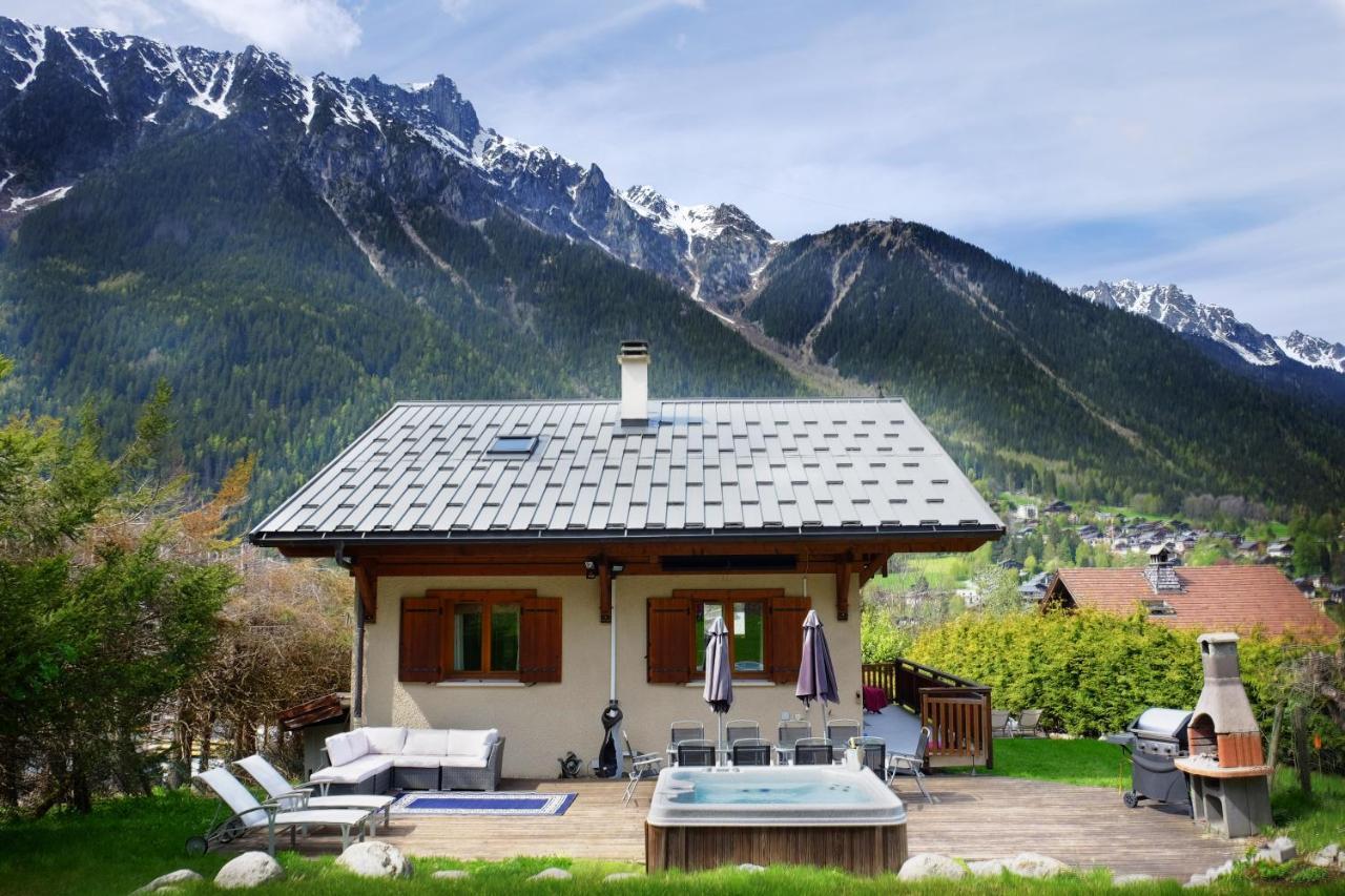 Chamonix Large Chalet, Sleeps 12, 200M2, 5 Bedroom, 4 Bathroom, Garden, Jacuzzi, Sauna Εξωτερικό φωτογραφία