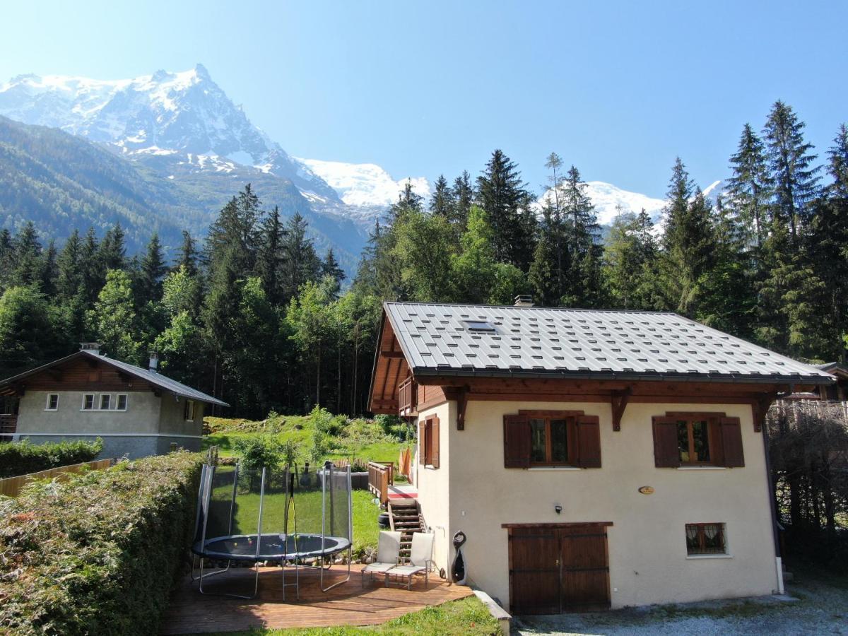 Chamonix Large Chalet, Sleeps 12, 200M2, 5 Bedroom, 4 Bathroom, Garden, Jacuzzi, Sauna Εξωτερικό φωτογραφία
